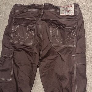 NWOT True Religion Brown Cargo Pants with cream stitching